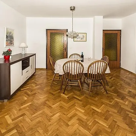 Apartment Nadija 1366