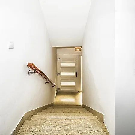 Nadija 1366 Apartment *