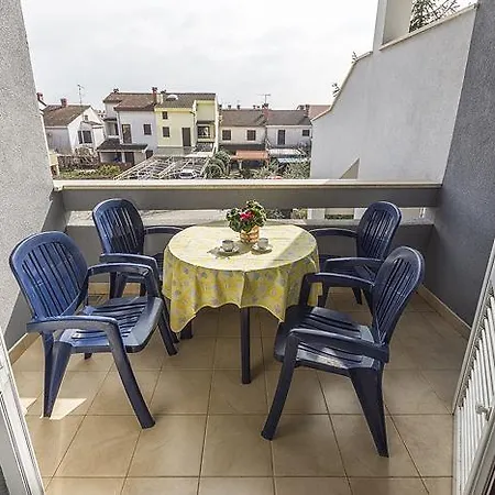 Nadija 1366 Daire Pula