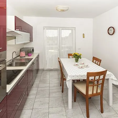 Appartamento Nadija 1366 *