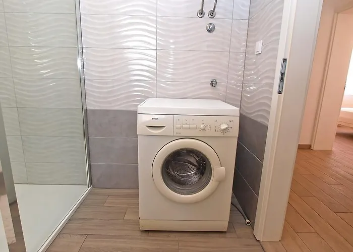 Nadija 1366 Lägenhet *